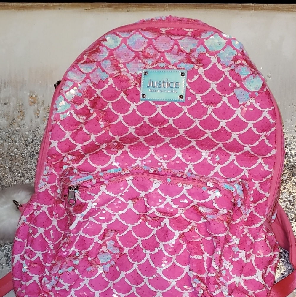 Justice Backpack - Picture 1 of 3